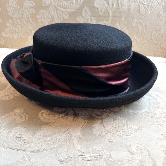 Vintage LAURA ASHLEY Great Britain black wool hat - Picture 7 of 11